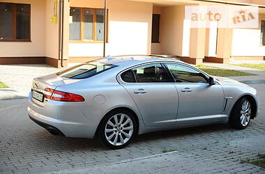 Седан Jaguar XF 2013 в Рівному