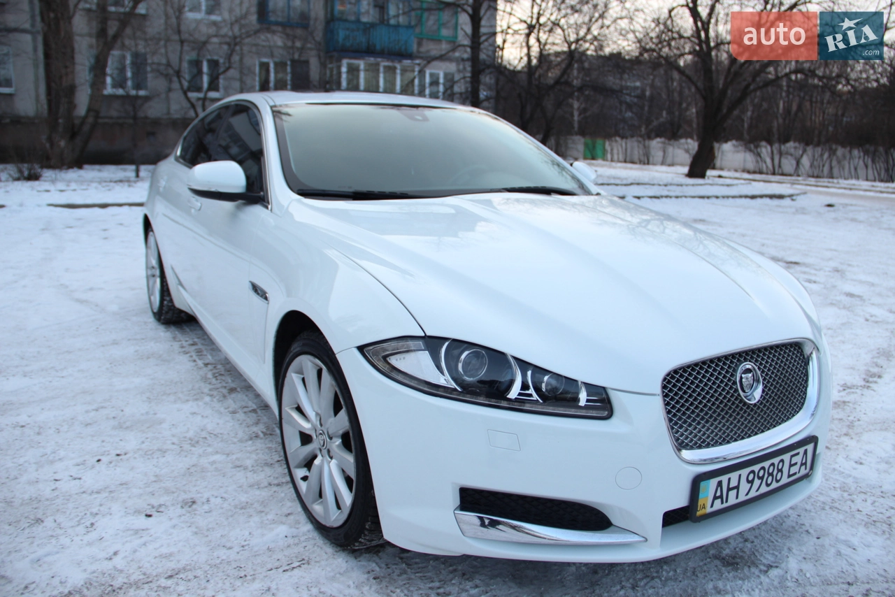 2013 Jaguar XF - мініатюра 2