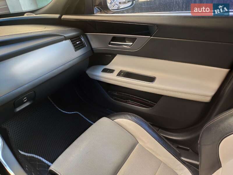 Седан Jaguar XF 2016 в Черноморске фото 14 Седан Jaguar XF 2016 в Черноморске