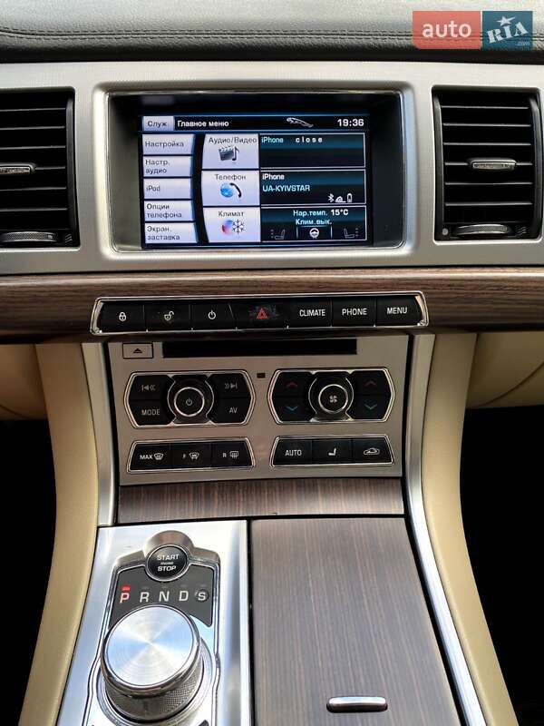 Седан Jaguar XF 2013 в Рівному