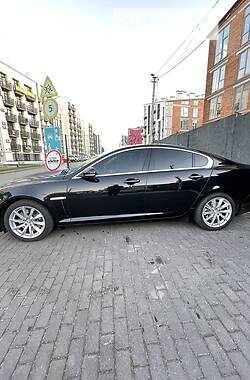 Седан Jaguar XF 2012 в Києві