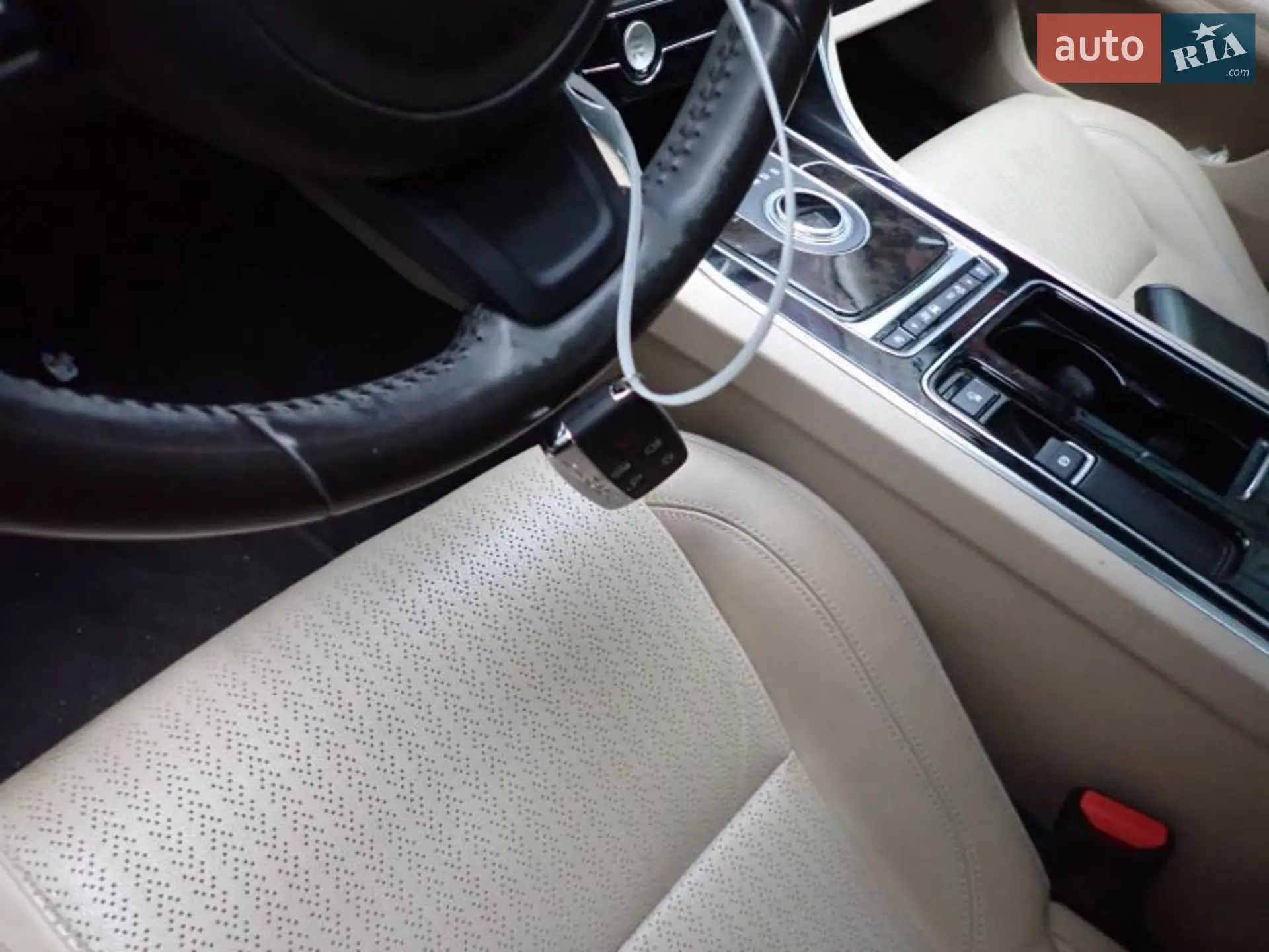 2016 Jaguar XF - мініатюра 5