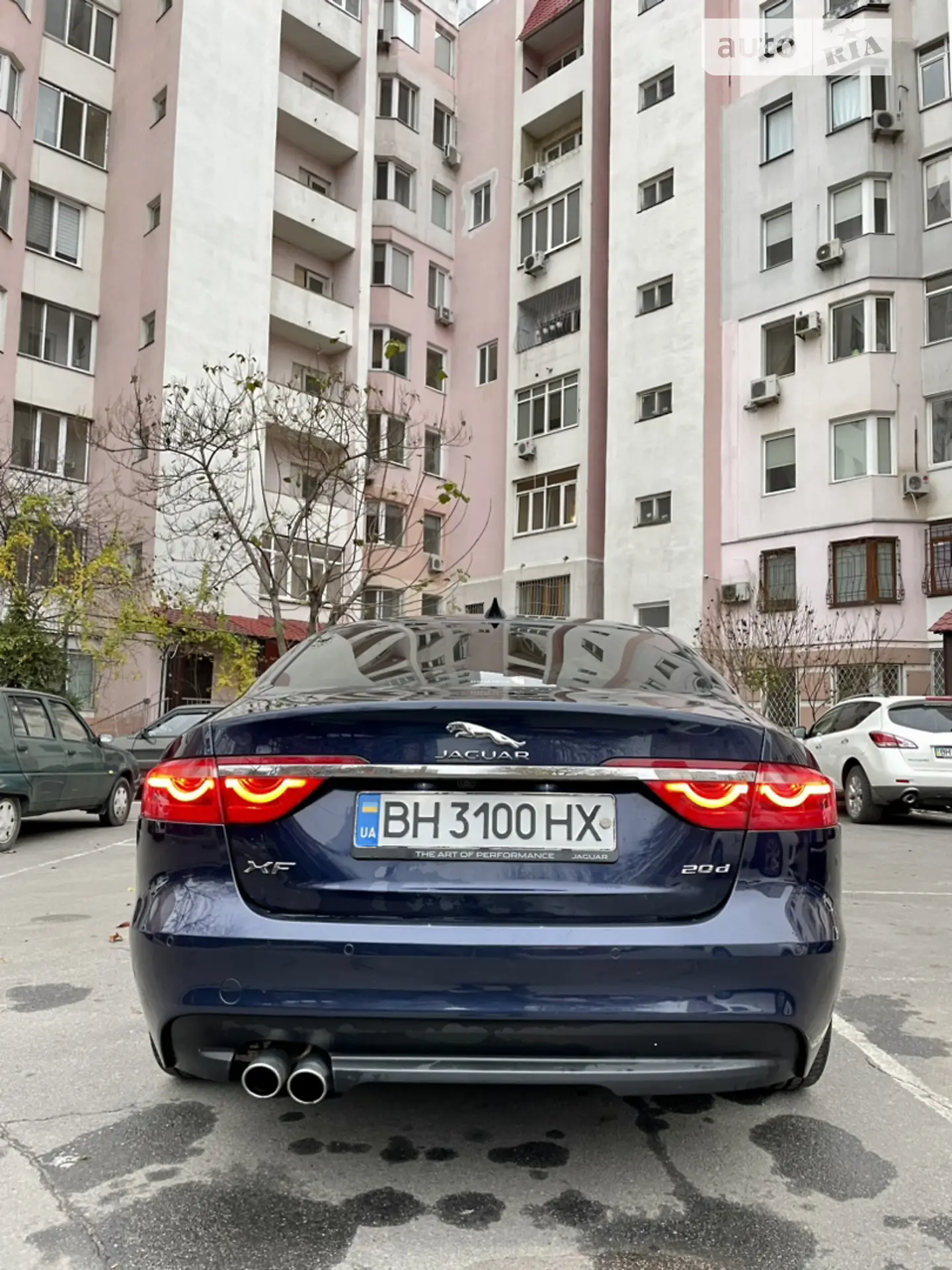 2016 Jaguar XF - мініатюра 4