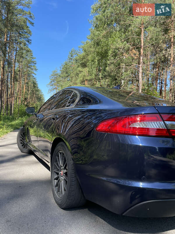 Седан Jaguar XF 2015 в Бердичеве