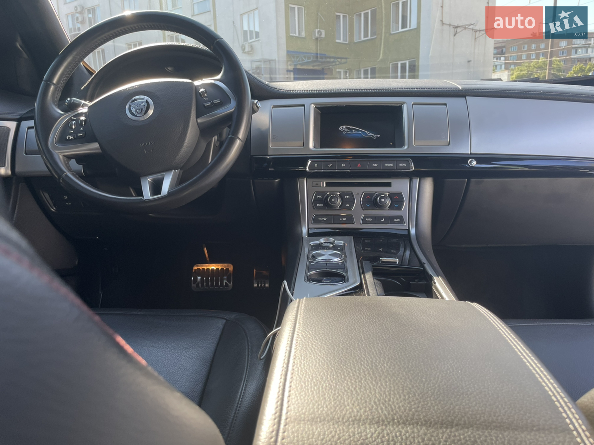 2015 Jaguar XF - мініатюра 39