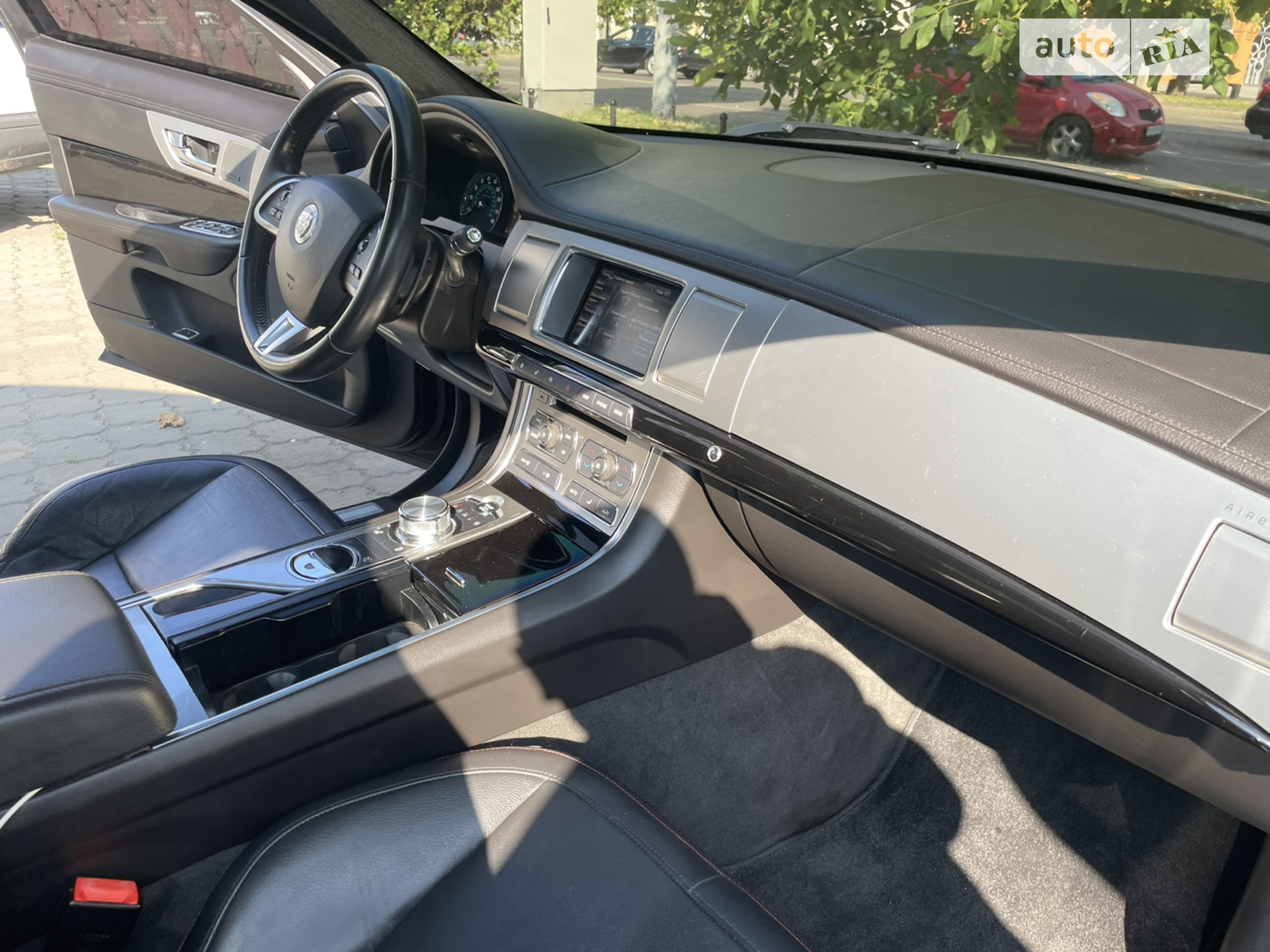 2015 Jaguar XF - мініатюра 56