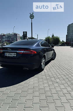 Седан Jaguar XF 2014 в Луцьку