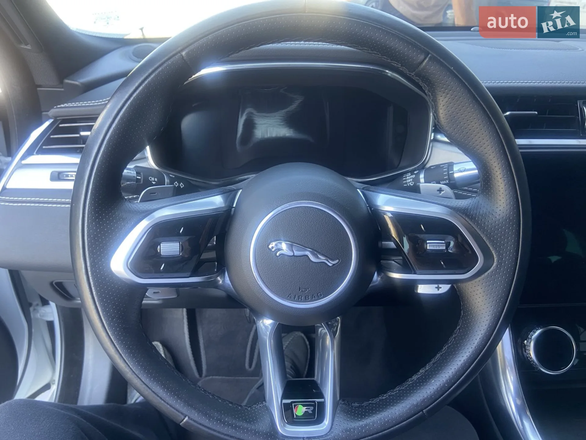2021 Jaguar XF - мініатюра 18