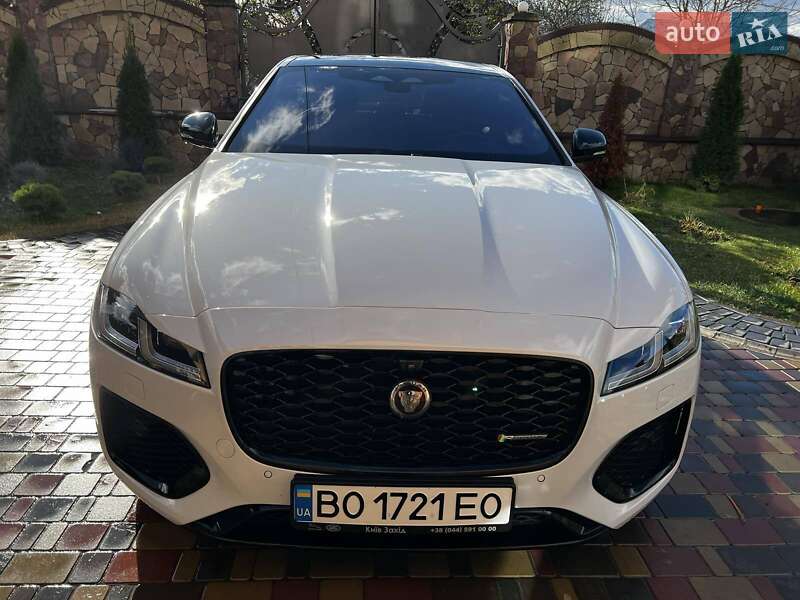 Седан Jaguar XF 2021 в Тернополе