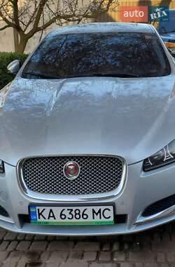 Седан Jaguar XF 2014 в Києві