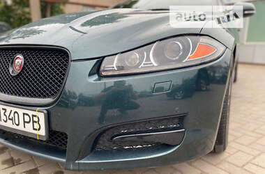 Седан Jaguar XF 2015 в Кривому Розі