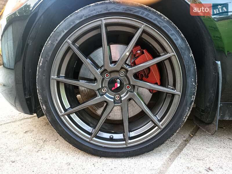 Седан Jaguar XF 2015 в Тячеві