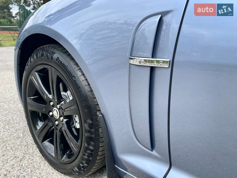 Седан Jaguar XF 2008 в Києві