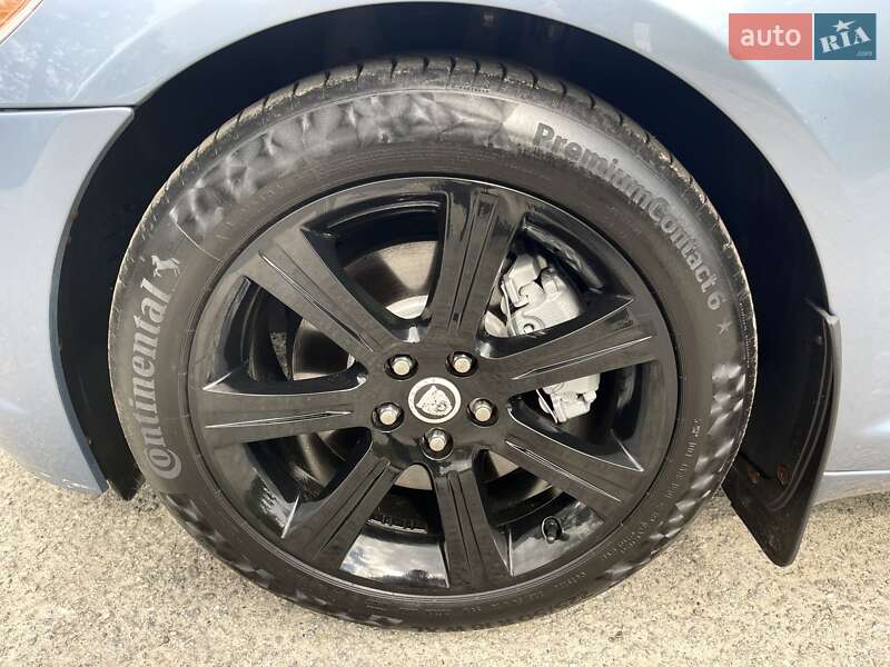 Седан Jaguar XF 2008 в Києві