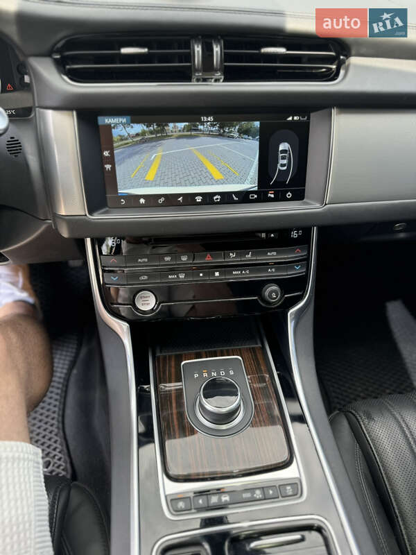 Седан Jaguar XF 2016 в Коломые фото 27 Седан Jaguar XF 2016 в Коломые