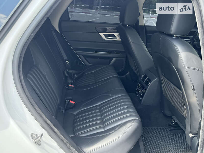 Седан Jaguar XF 2016 в Коломые фото 34 Седан Jaguar XF 2016 в Коломые