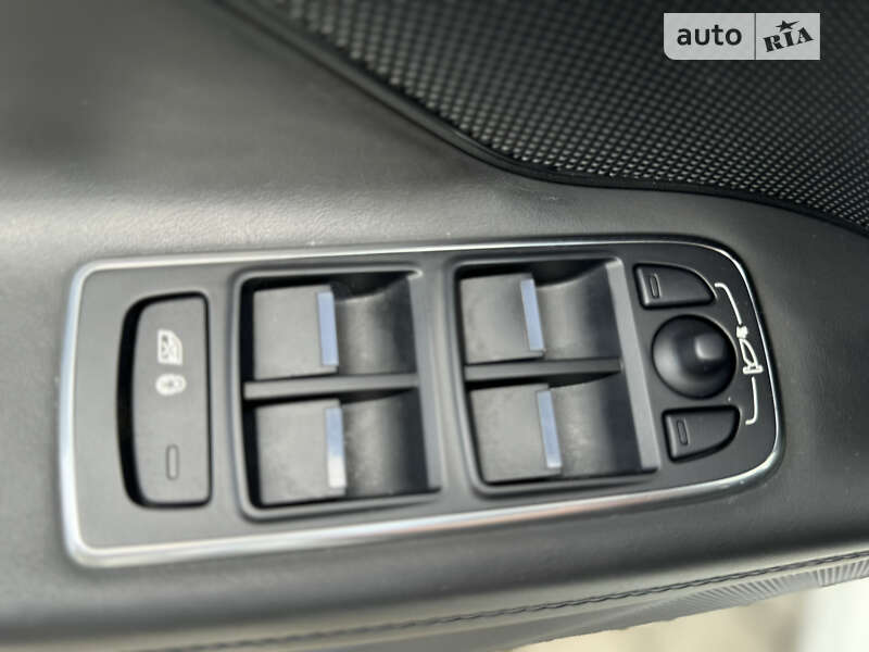 Седан Jaguar XF 2016 в Коломые фото 59 Седан Jaguar XF 2016 в Коломые