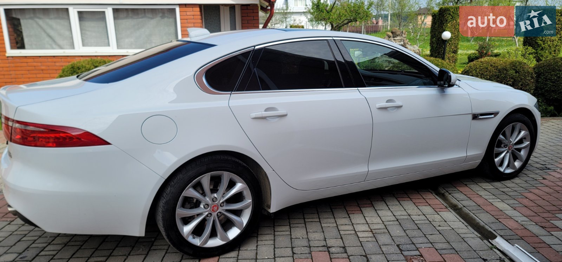 2018 Jaguar XF - мініатюра 4