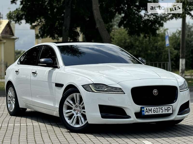 Седан Jaguar XF 2016 в Коломые фото 70 Седан Jaguar XF 2016 в Коломые