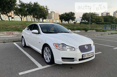 Седан Jaguar XF 2010 в Киеве