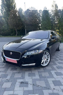 Седан Jaguar XF 2016 в Хмельницком