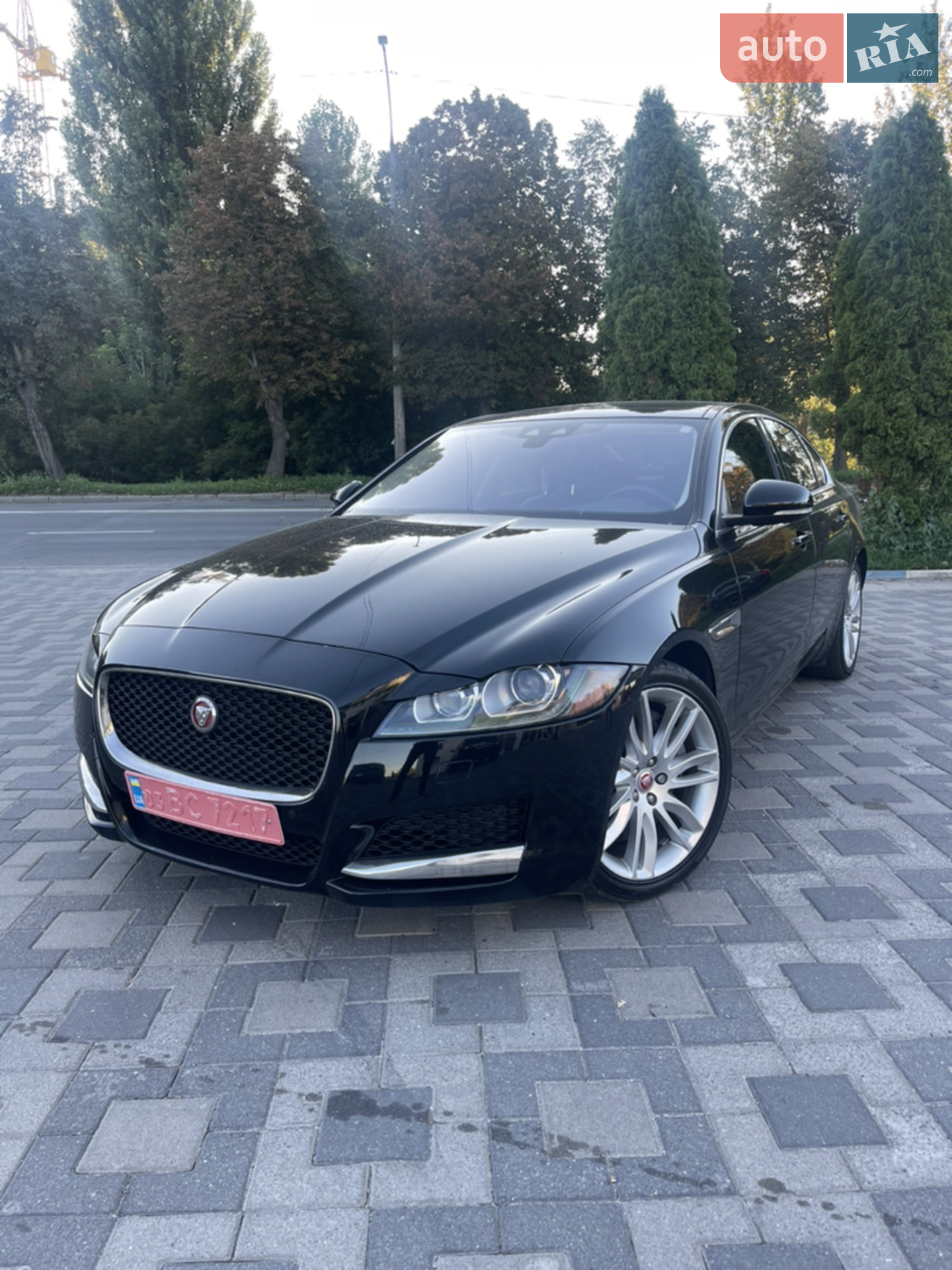2016 Jaguar XF - мініатюра 3