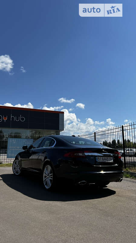 Седан Jaguar XF 2010 в Кременчуге