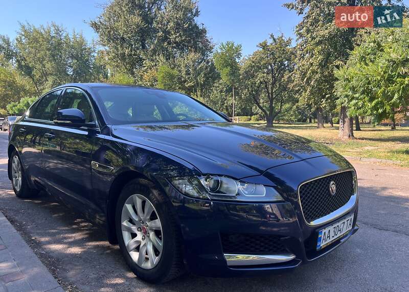Седан Jaguar XF 2017 в Киеве фото Седан Jaguar XF 2017 в Киеве