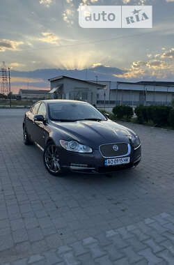 Седан Jaguar XF 2008 в Мукачевому