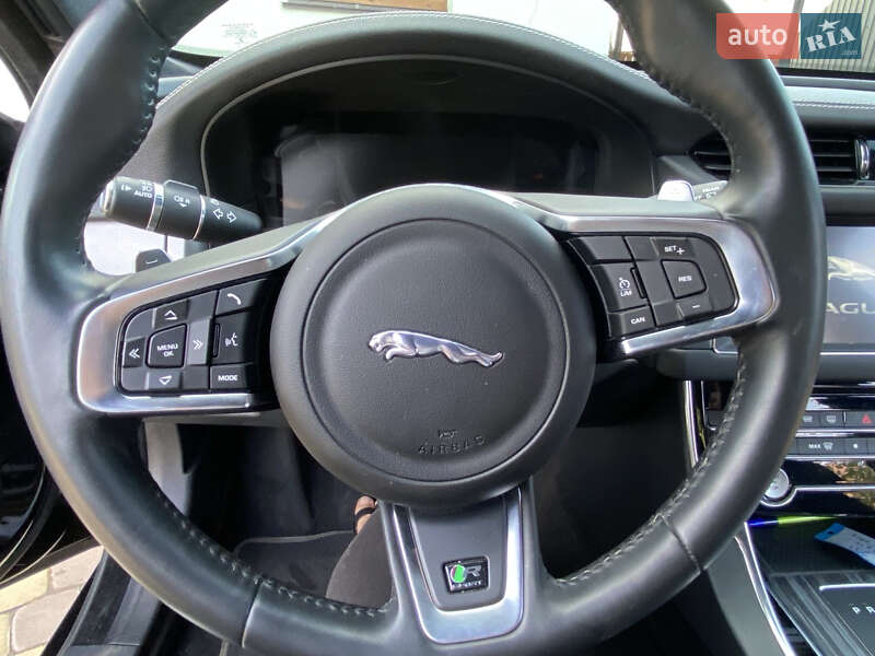 Универсал Jaguar XF 2019 в Киеве