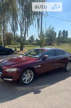 Седан Jaguar XF 2016 в Києві