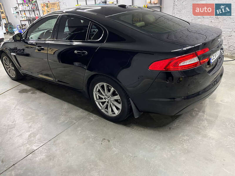 Седан Jaguar XF 2012 в Камне-Каширском