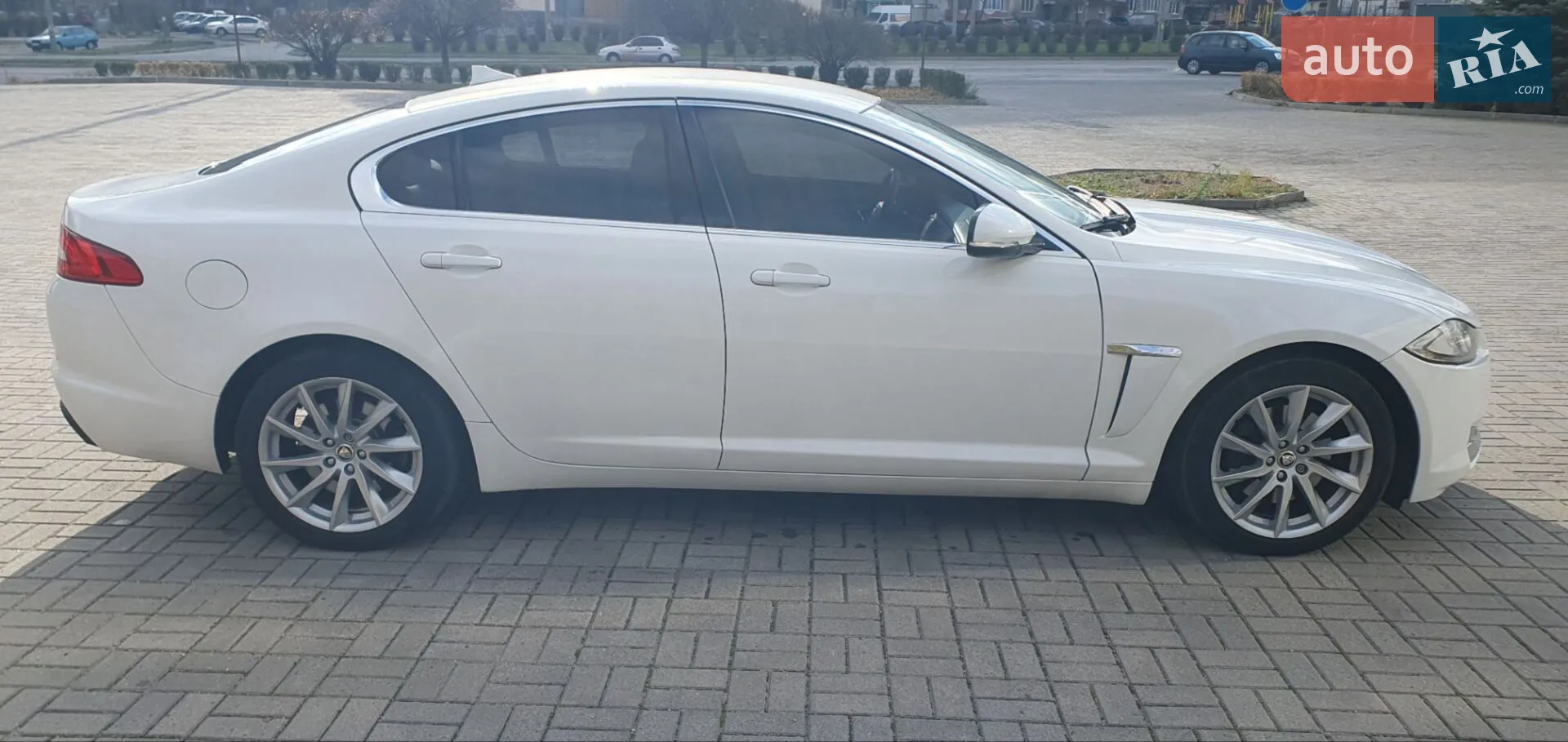 2013 Jaguar XF - мініатюра 8