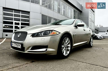 Седан Jaguar XF 2013 в Києві