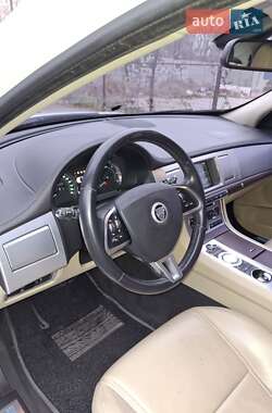 Седан Jaguar XF 2012 в Днепре