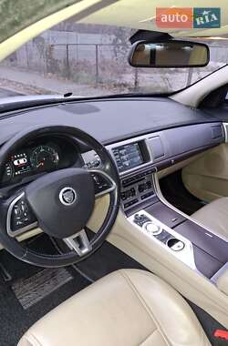 Седан Jaguar XF 2012 в Днепре