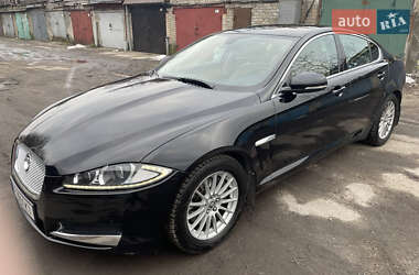 Седан Jaguar XF 2012 в Дніпрі