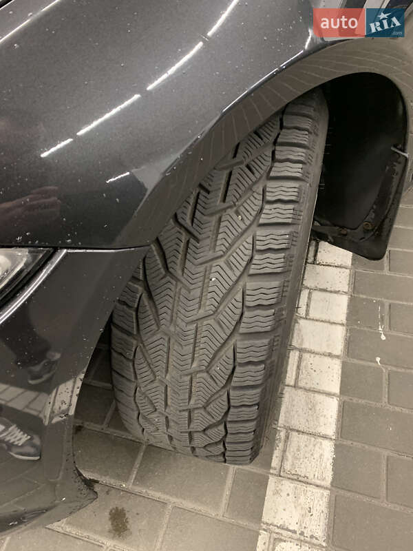 Седан Jaguar XF 2012 в Днепре
