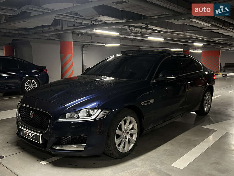 Jaguar XF 2016