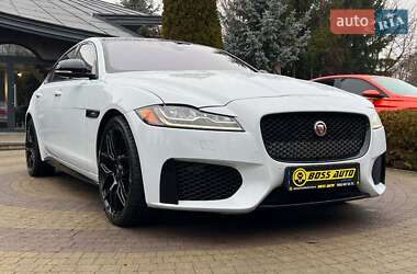 Седан Jaguar XF 2016 в 