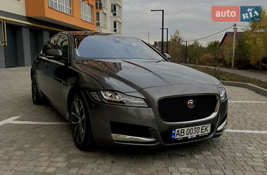 Седан Jaguar XF 2016 в Вінниці