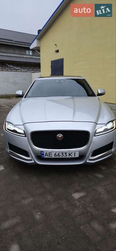 Седан Jaguar XF 2016 в Новомосковске фото 2 Седан Jaguar XF 2016 в Новомосковске