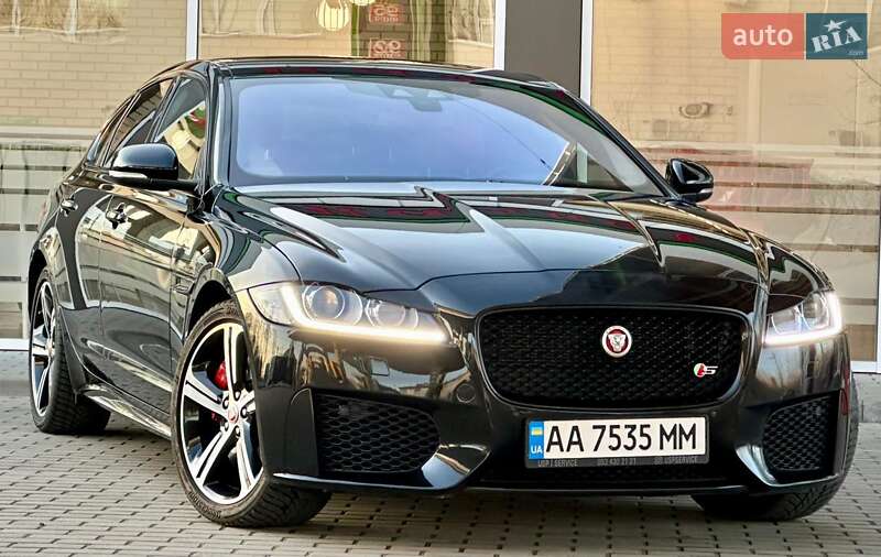 Седан Jaguar XF 2016 в Києві