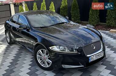 Седан Jaguar XF 2015 в 