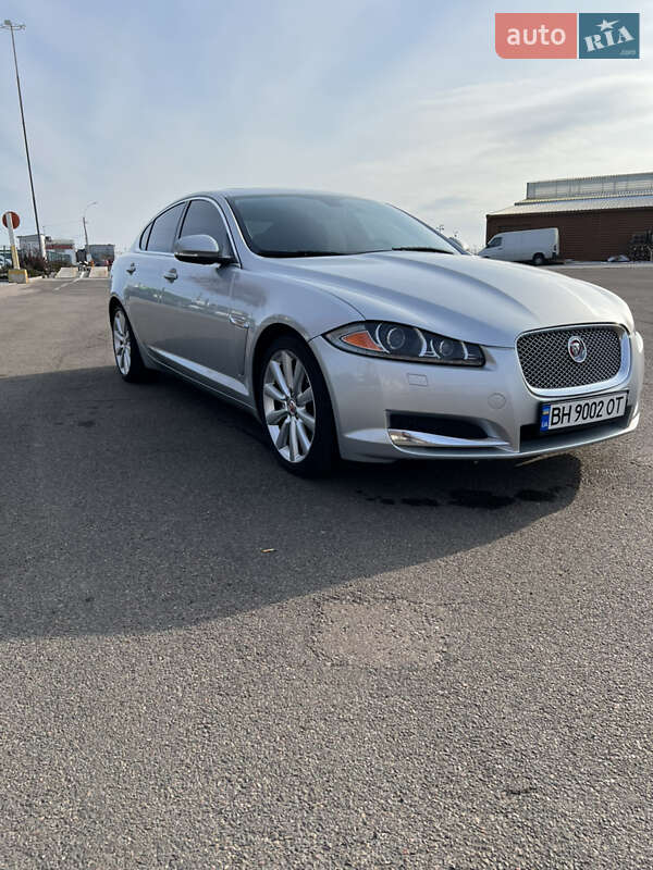 Седан Jaguar XF 2014 в Одессе