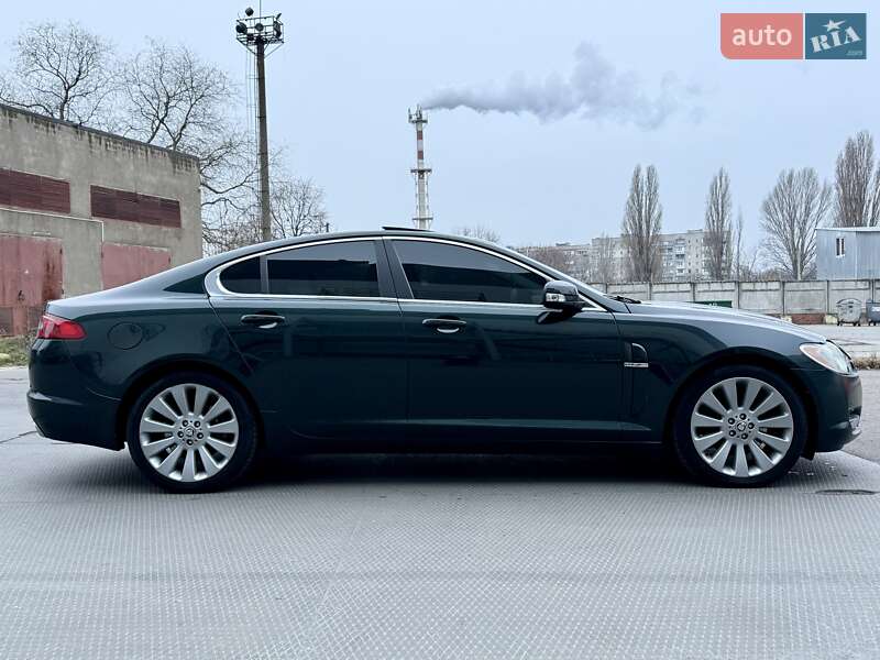 Седан Jaguar XF 2009 в Одессе