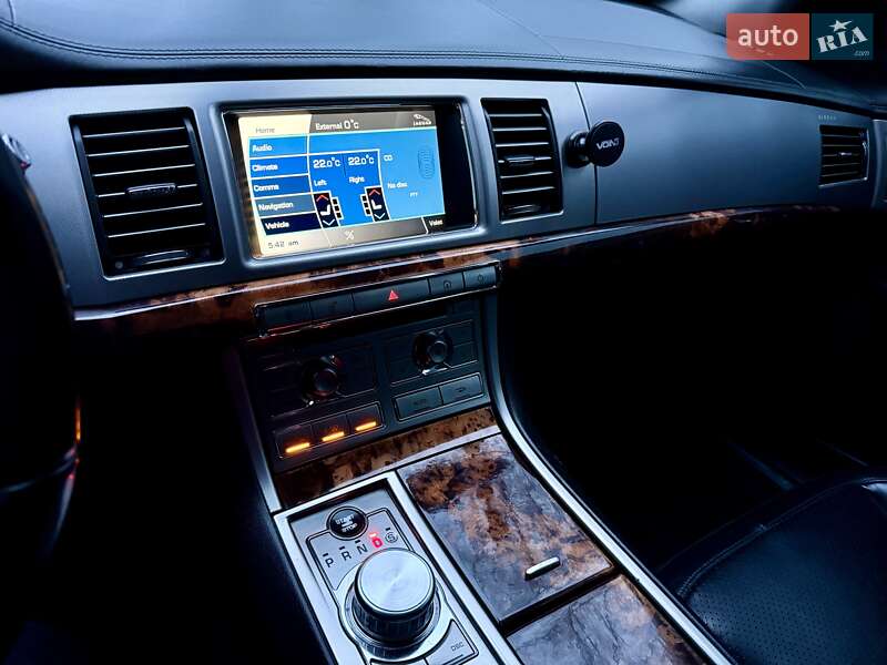 Седан Jaguar XF 2009 в Одессе