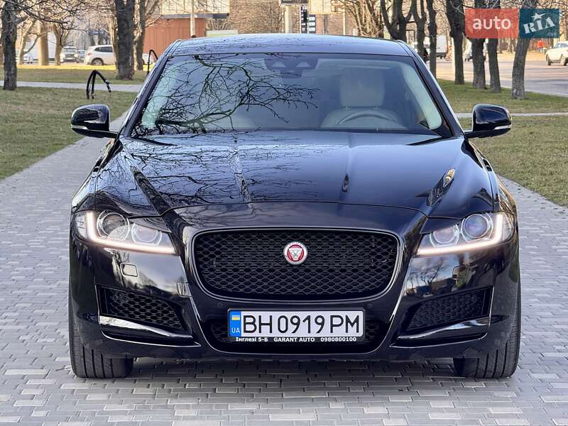 Седан Jaguar XF 2019 в Одессе