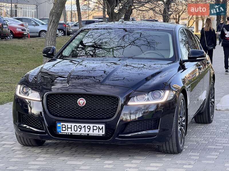 Седан Jaguar XF 2019 в Одессе