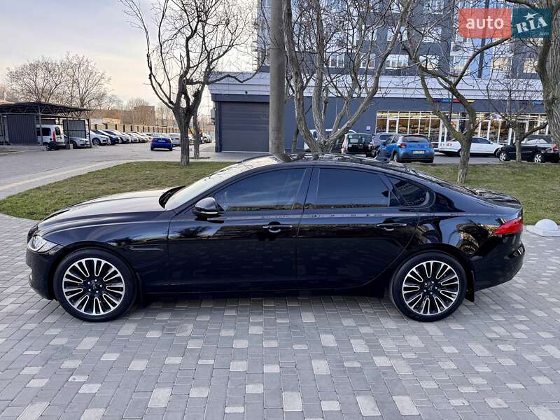 Седан Jaguar XF 2019 в Одессе